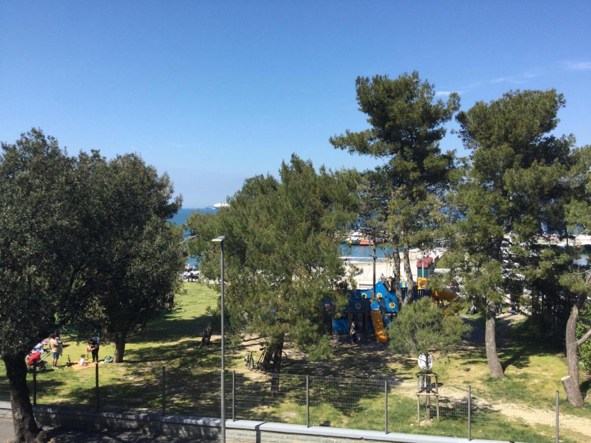 Lovely Studio Appartment With Patio Near The Sea Koper Eksteriør billede